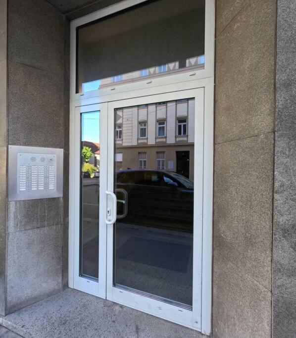 Vienna: Cozy 2-Room Apt. Exterior foto